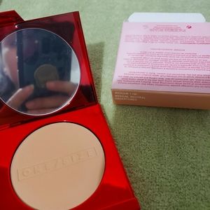 One size powder foundation